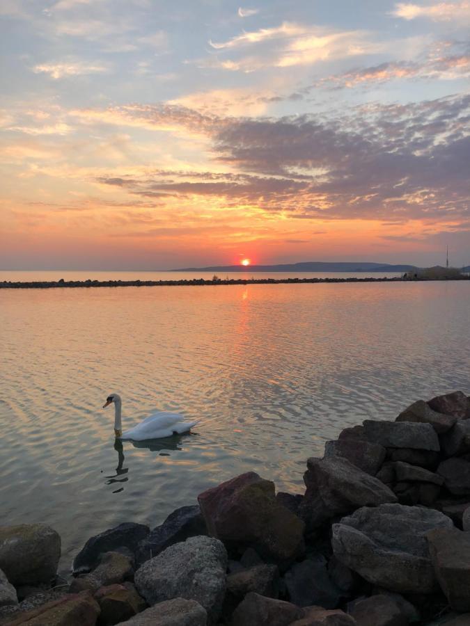 Pearl Home Balatonboglár Exterior foto